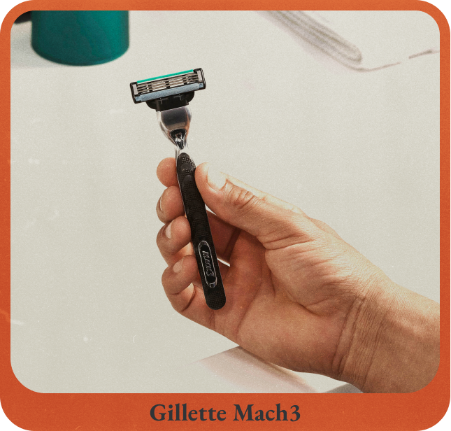 Figure.9 최초의 삼중날 면도기 마하3