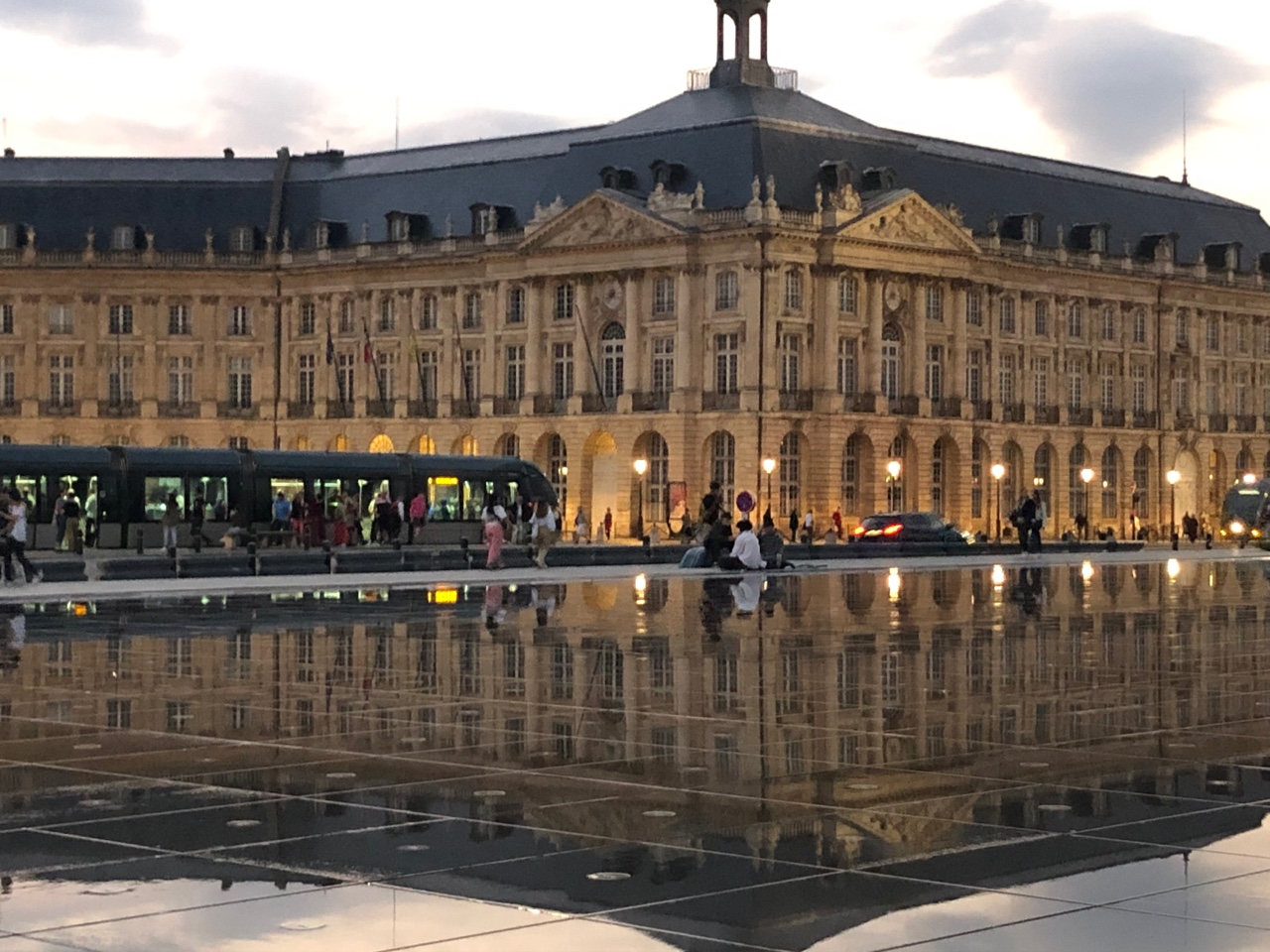 물의거울(Miroir d’eau)