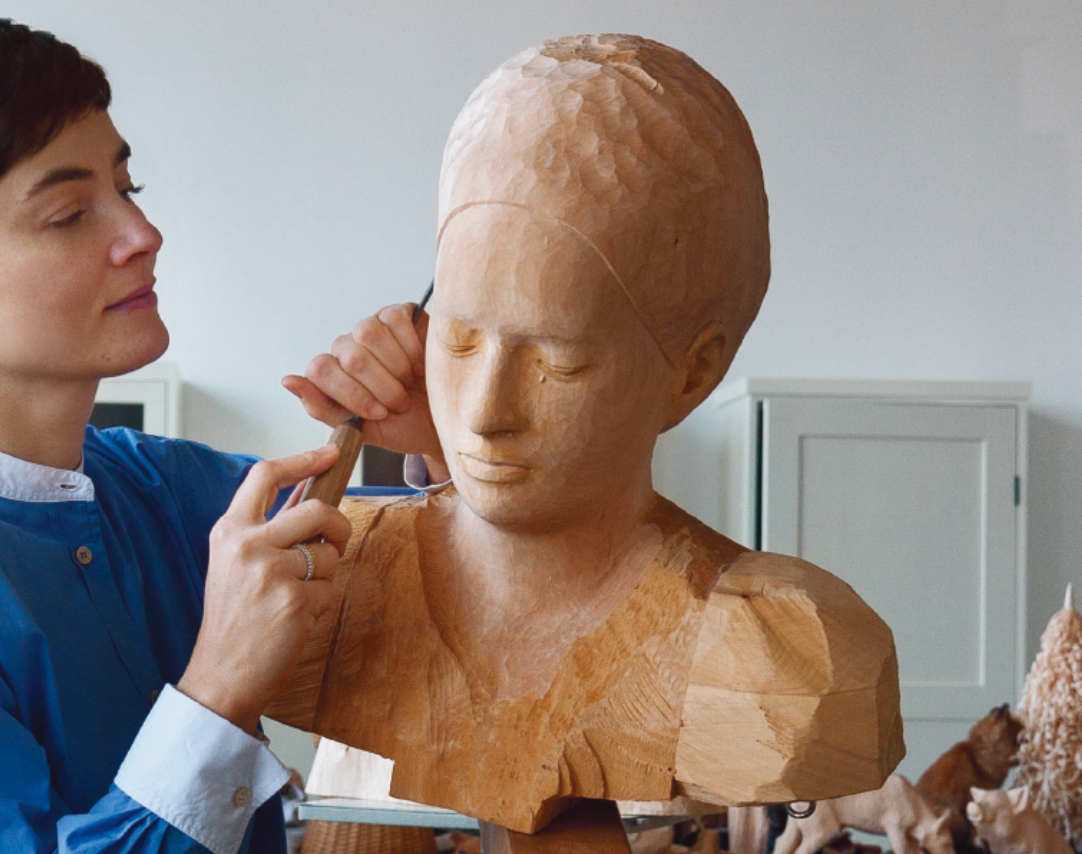 인생은 불필요한 것을 깎아내는 조각과 같아요 (출처 :  https://www.noblesse.com/)