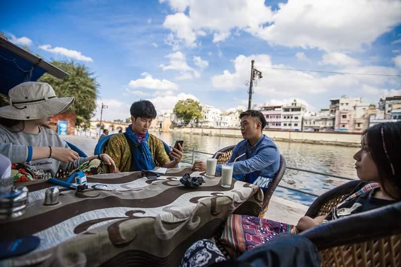 우다이푸르에서 함께했던 여행 칭구들. 지금도 쭉- 연락하며 지내고 있따