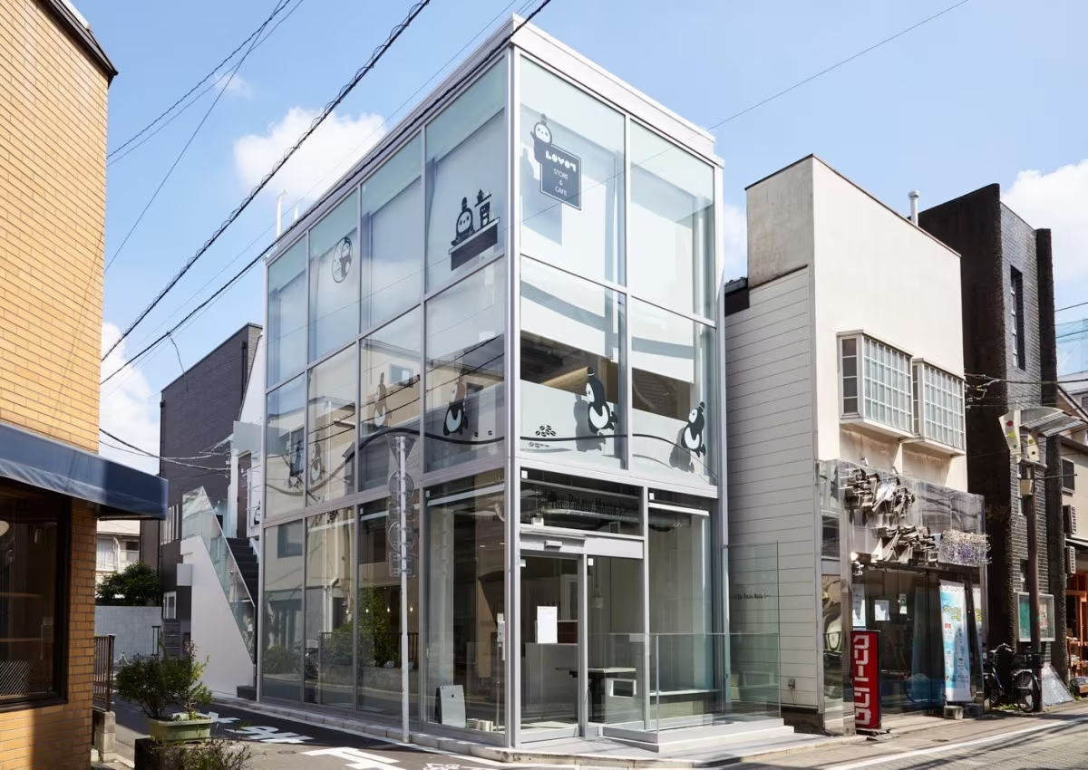 LOVOT cafe in Tokyo