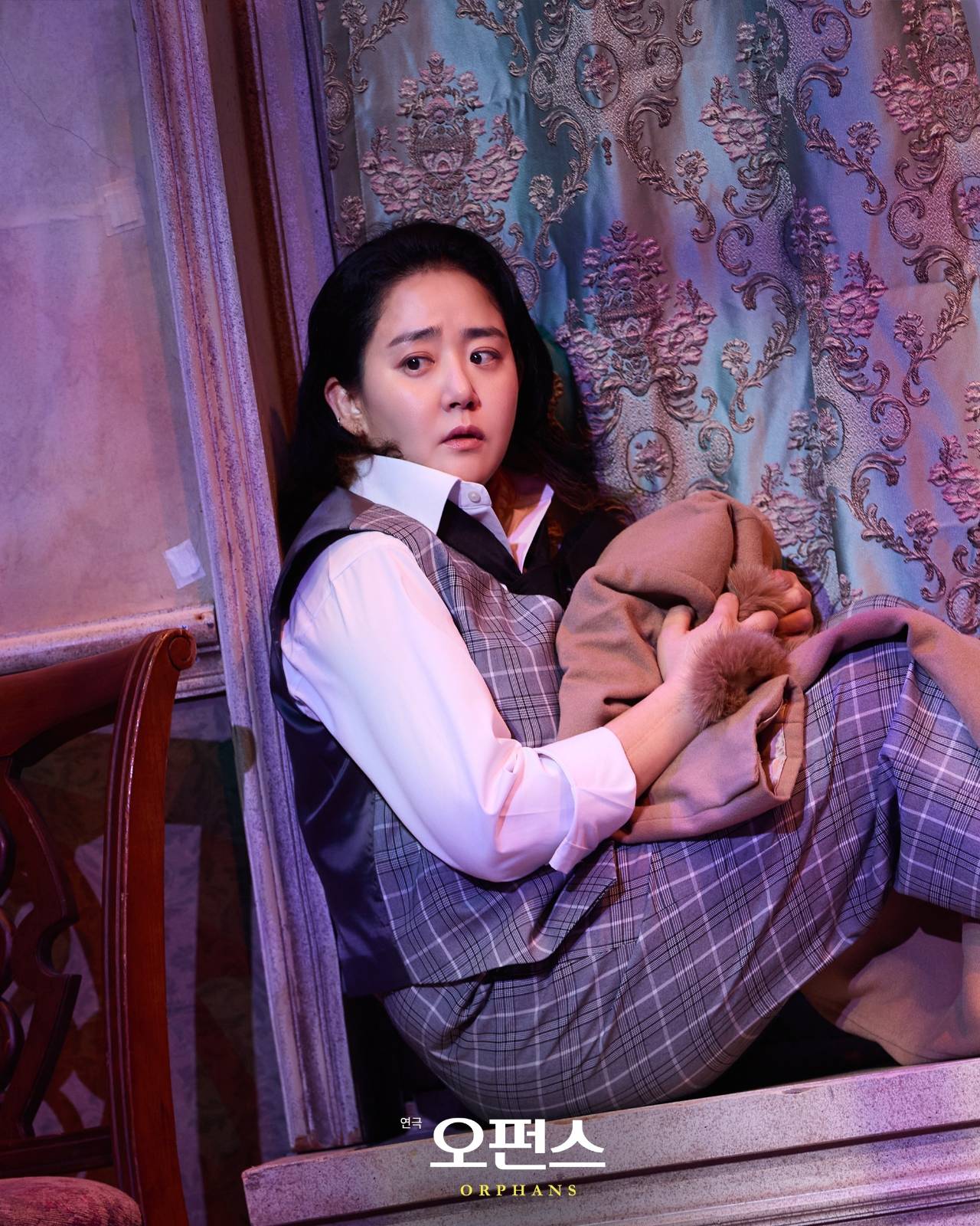 © (주)레드앤블루 x 계정 (@rnbtheatre_kr)