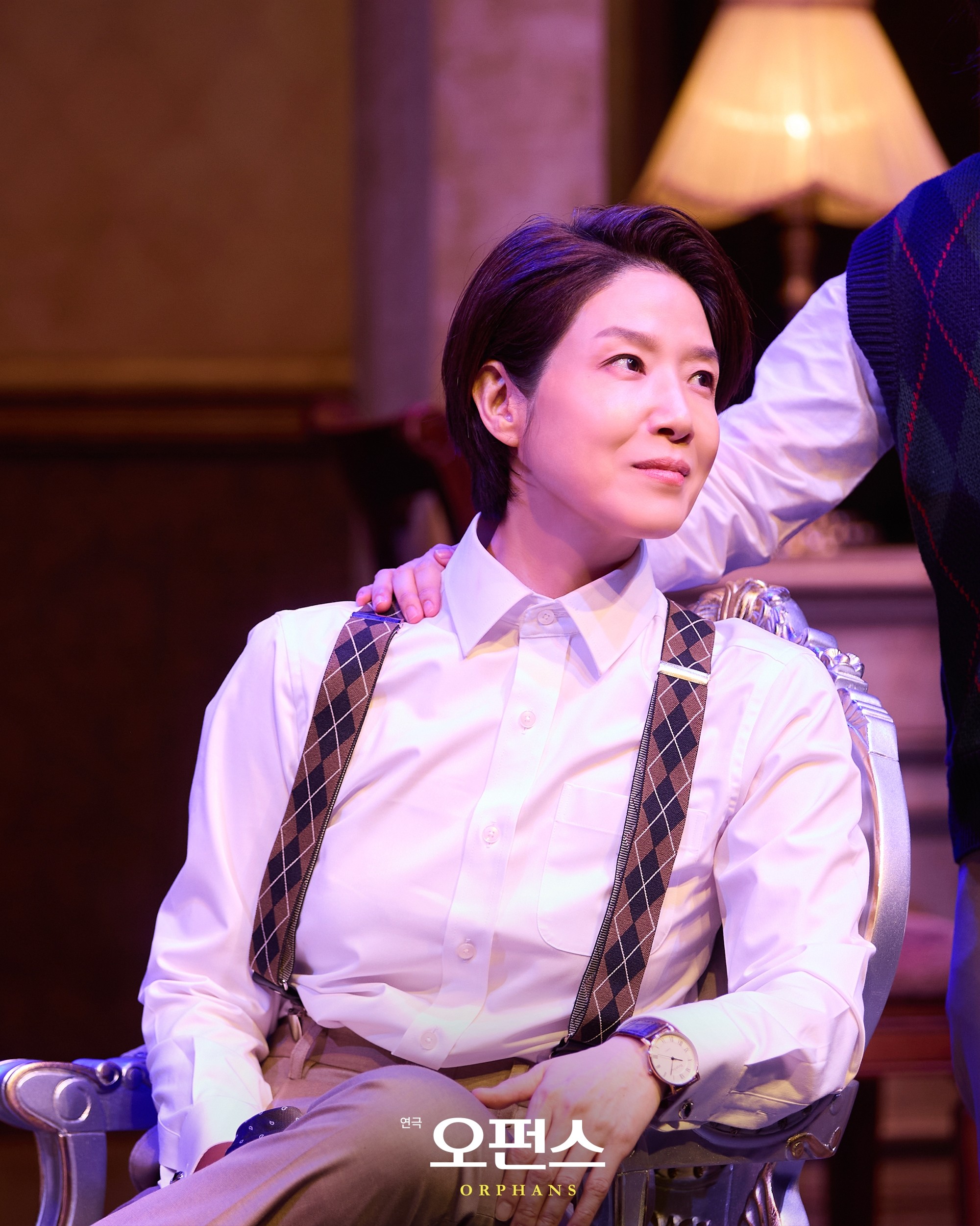 © (주)레드앤블루 x 계정 (@rnbtheatre_kr)