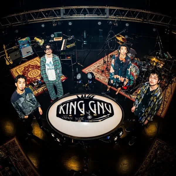 © King Gnu