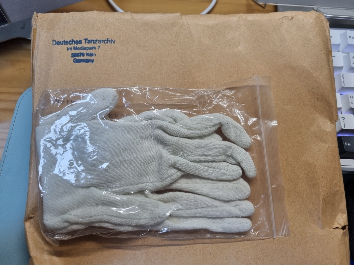 납작한 아카이브 너머 의 썸네일 이미지