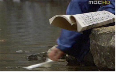 씻어냄으로써 영원히 남기고자 한 조선 - 실록 세초와 세초연의 썸네일 이미지