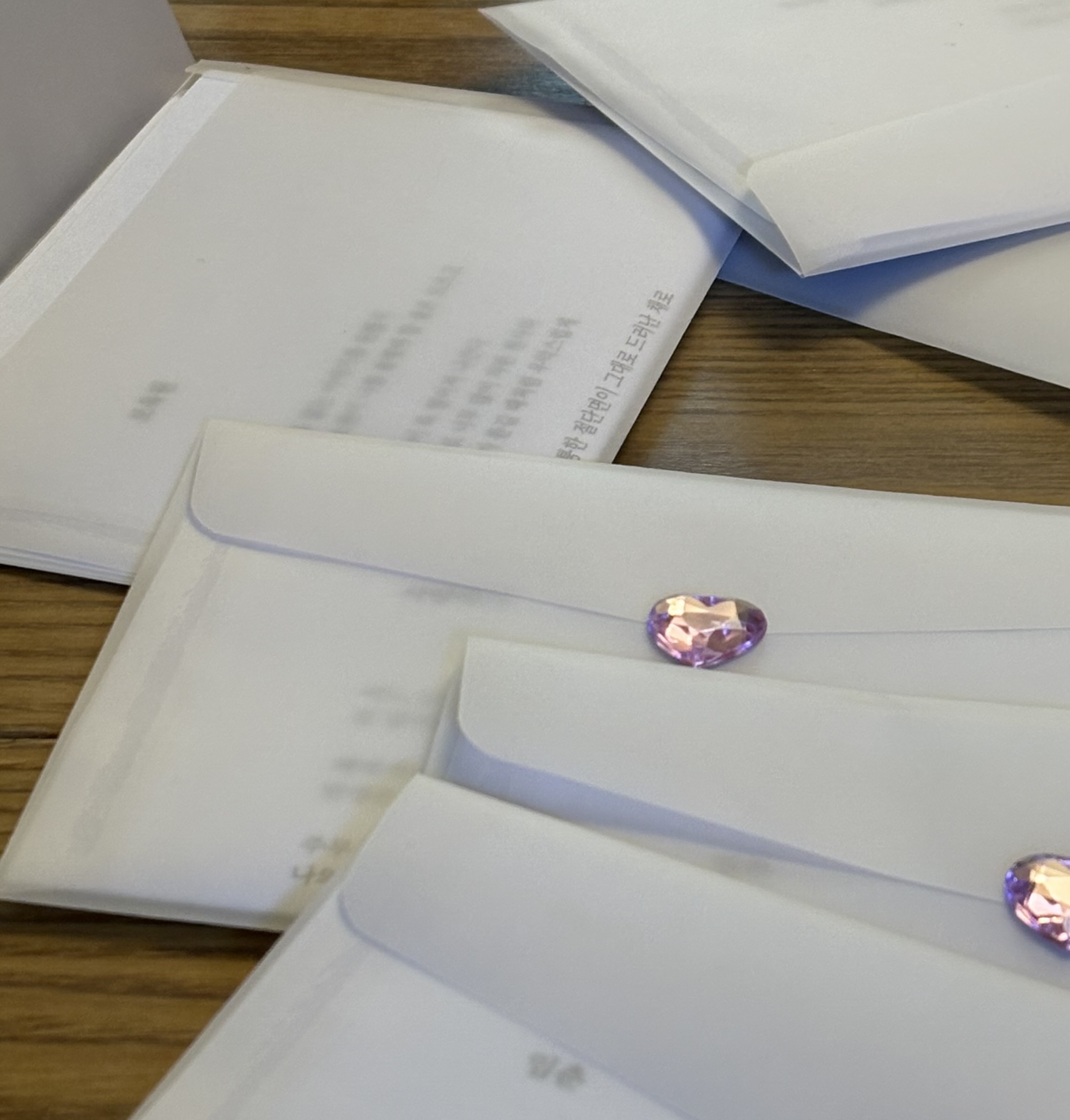 다른 행사 자리가 있어 홍보 차 시를 출력해 가기도 했었고…