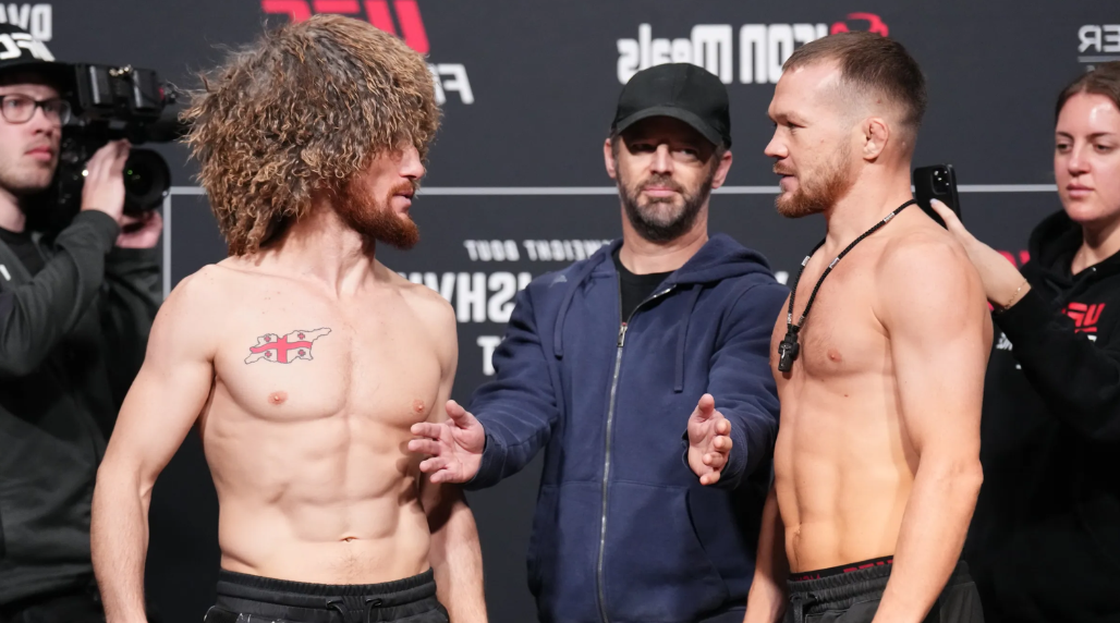 출처: UFC <메랍과 얀의 1차전 페이스오프>