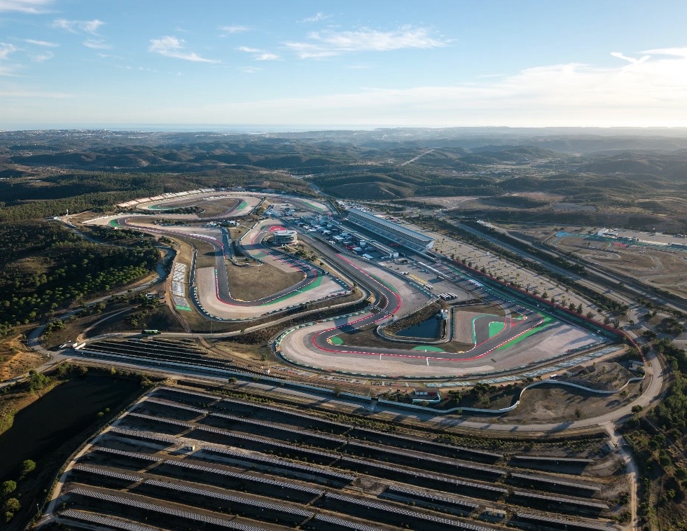 네덜란드는 떠나고, 포르투갈이 옵니다의 썸네일 이미지