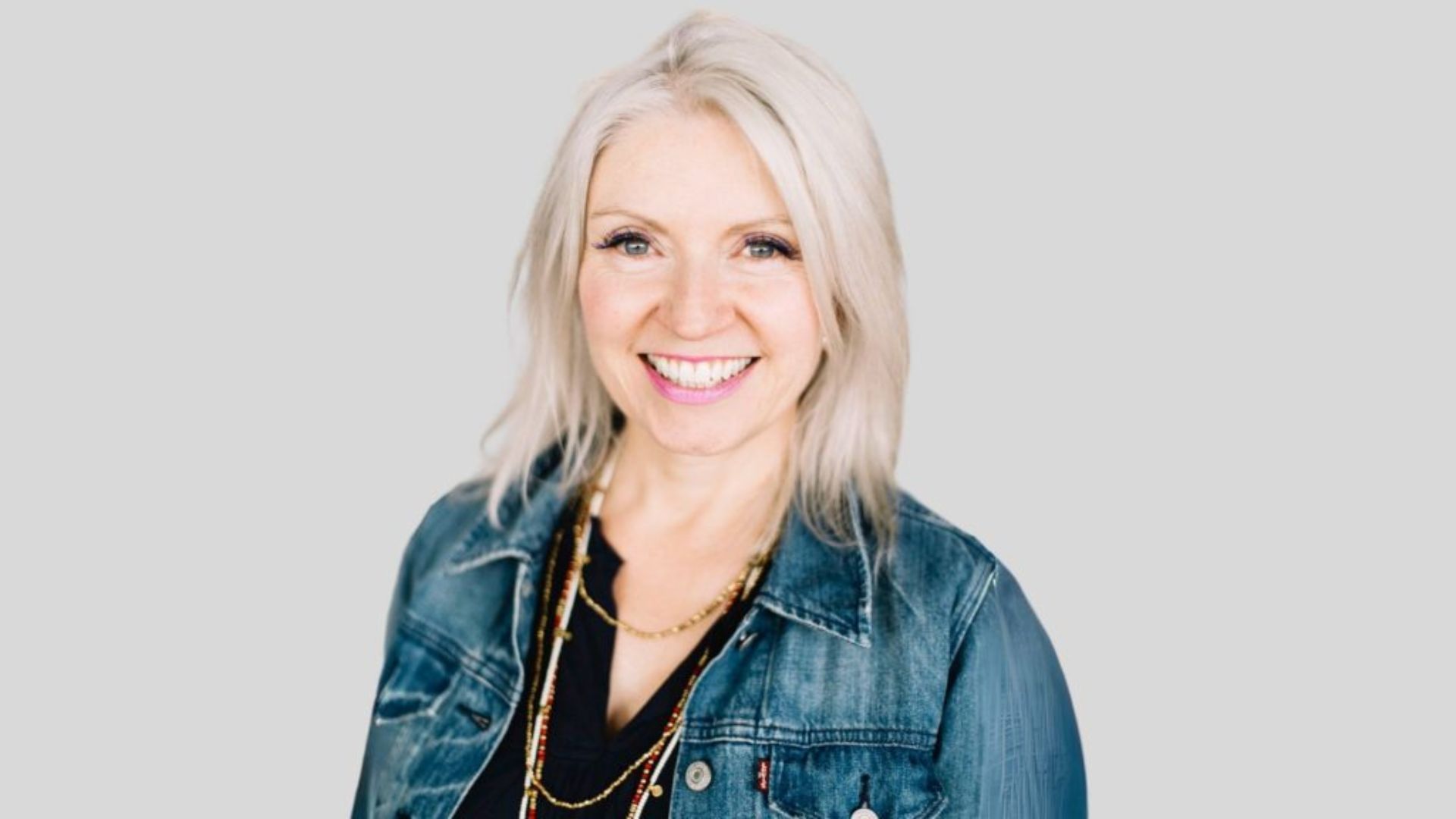 "윤리를 지키기에 너무 큰 비즈니스는 없다." 이유 있는 LUSH의 고집의 썸네일 이미지