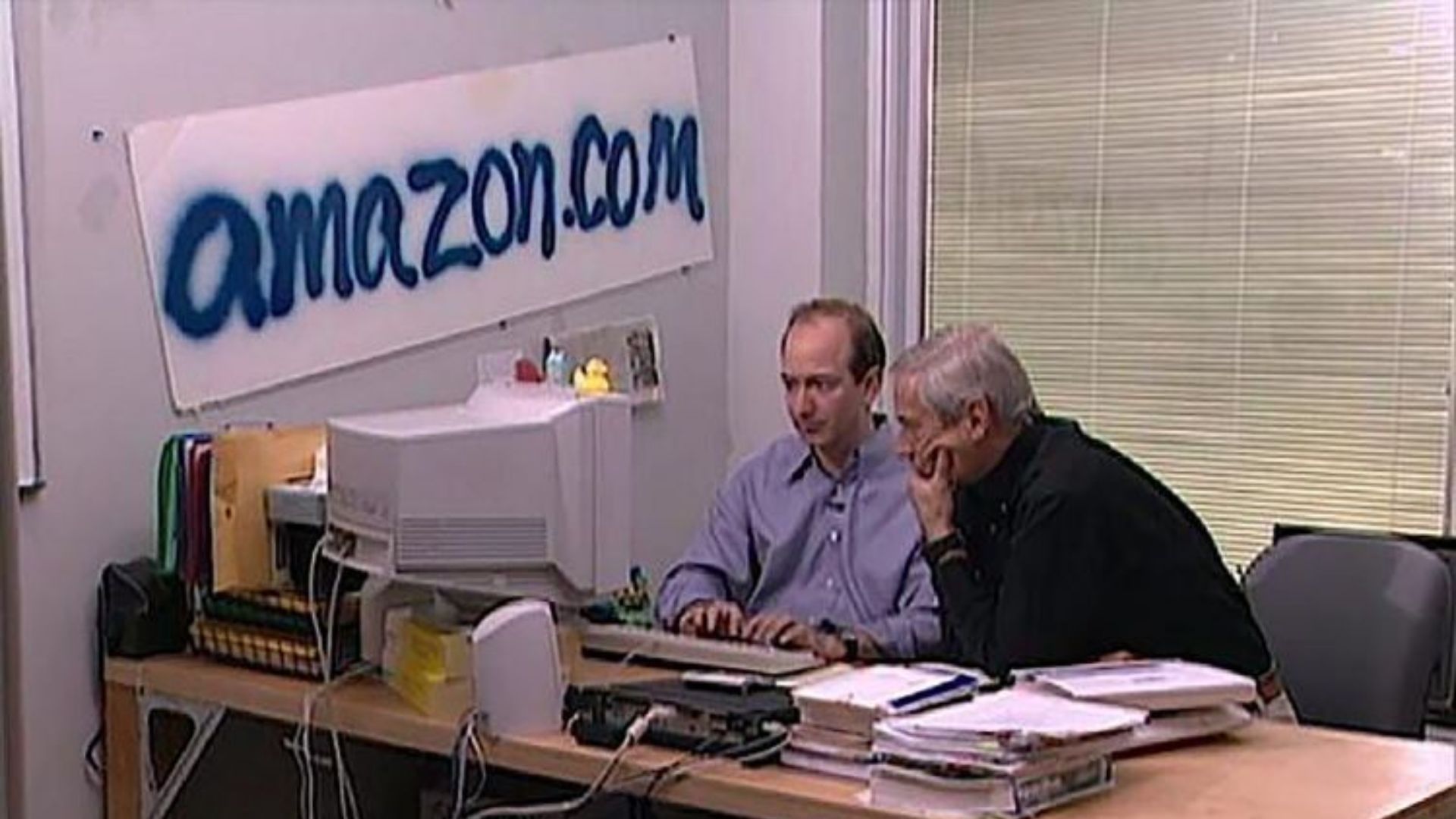 <아마존 창업 초창기의 제프 베조스, 출처: The National>