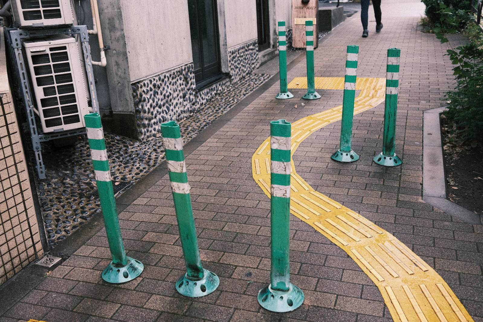 도쿄의 극장 사이를 떠돌며의 썸네일 이미지