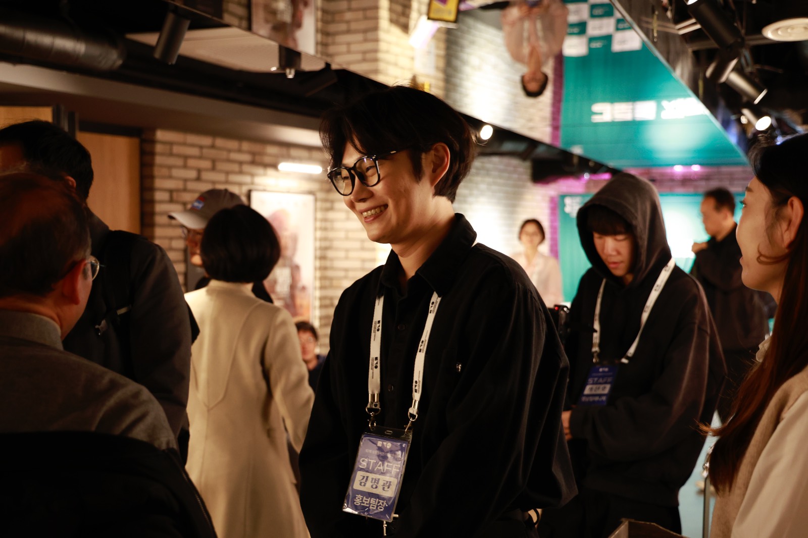 모기영의 훈훈함을 담당하는 홍보팀장님…