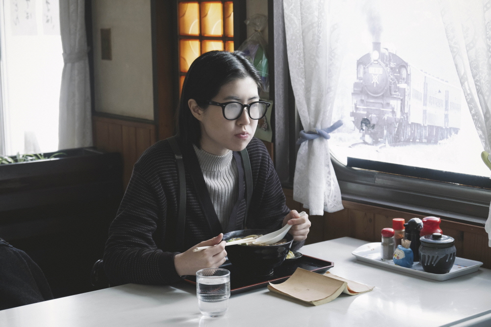 <여행과 나날> [네이버 영화]