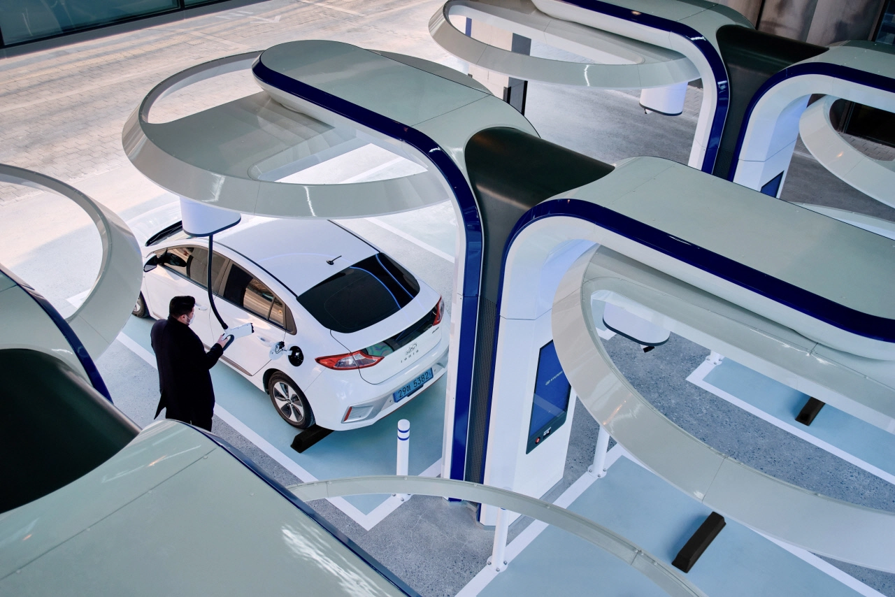 ์ฒจ๋ถ ์ด๋ฏธ์ง