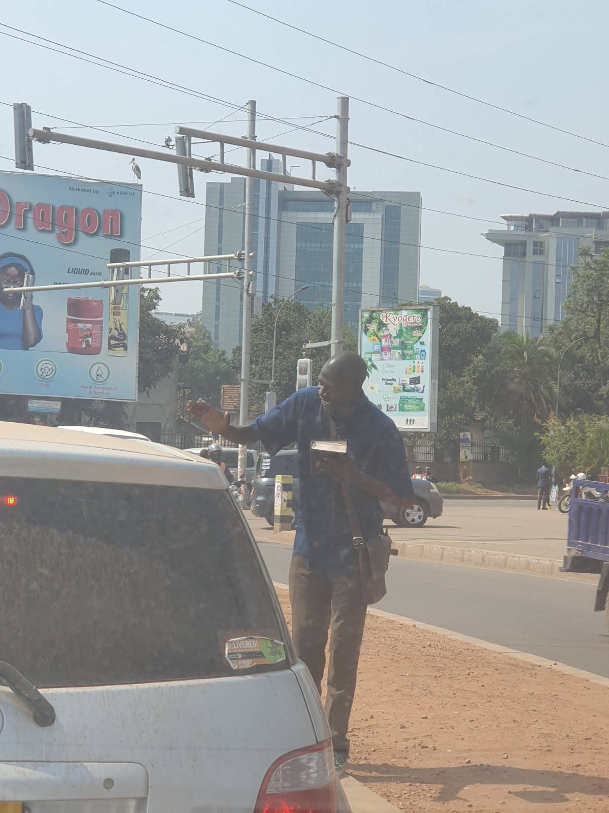길거리에서 복음을 선포하시는 분