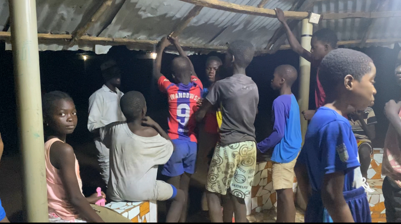 An Islamic youth came to convert the children, but the children are defending Christianity