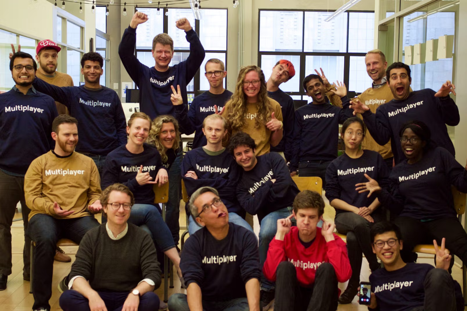 νΌκ·Έλ§ μ΄κΈ° νμ λ¨μ²΄ μ¬μ§ (μΆμ²: Figma Blog | Shortcut)