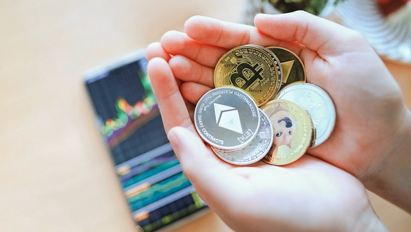 ☕[위클리핫이슈] 장투 위한 5대 암호화폐…구글 이미지 AI '나노 바나나' 열풍의 썸네일 이미지