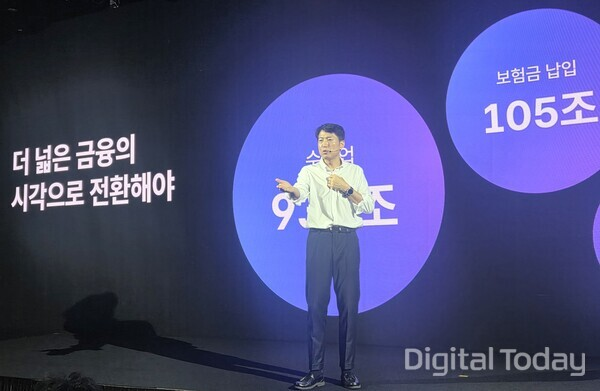 18일 김석환 위메이드 부사장이 서울 중구 앰배서더 서울 풀만 호텔에서 원화 스테이블코인 메인넷 '스테이블 원'을 소개하고 있다. [사진: 이호정 기자]