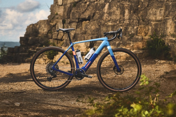 트렉이 전기 그래블 바이크 '체크포인트+ SL'을 공개했다. [사진: 트렉]