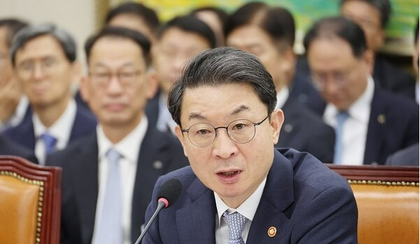 이억원 금융위원장 [사진: 연합뉴스]