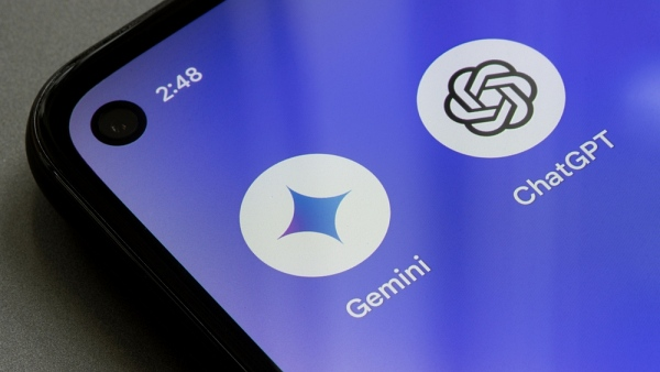 오픈AI 챗GPT와 구글 제미나이 [사진: 셔터스톡]