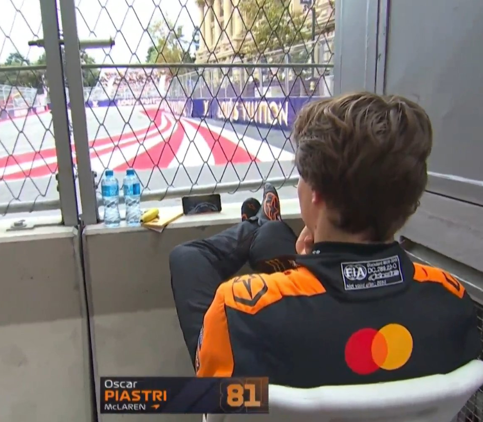 이 자세로 편하게 뉴스레터를 읽어보시는건 어떨까요? 😇