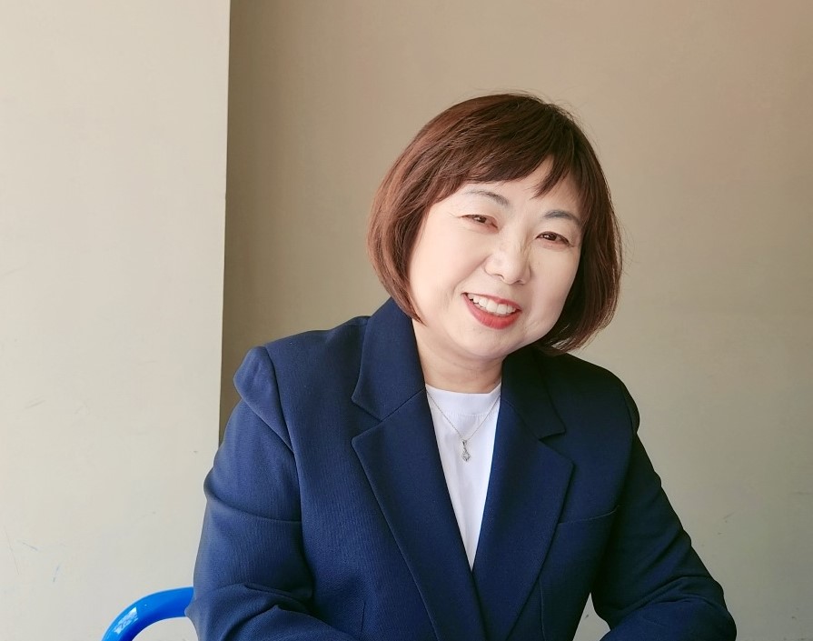 이지연, 서울국제고등학교 사서교사