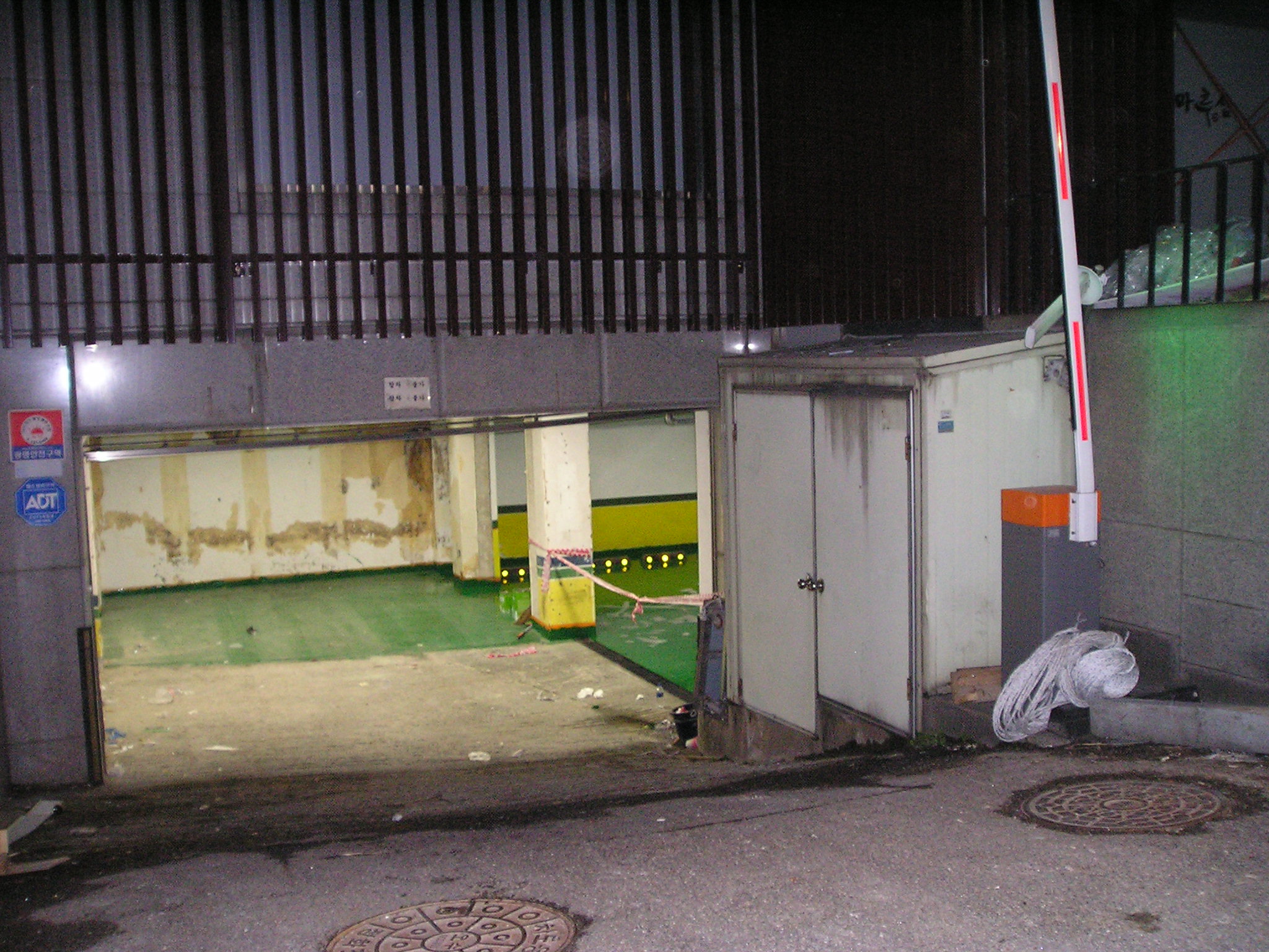 남는 건 사진 한 장의 썸네일 이미지