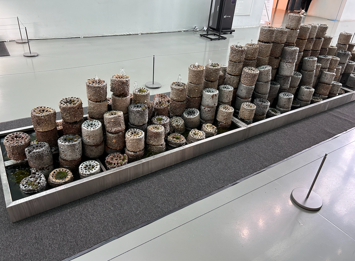 내 어린시절 우연히 들었던의 썸네일 이미지