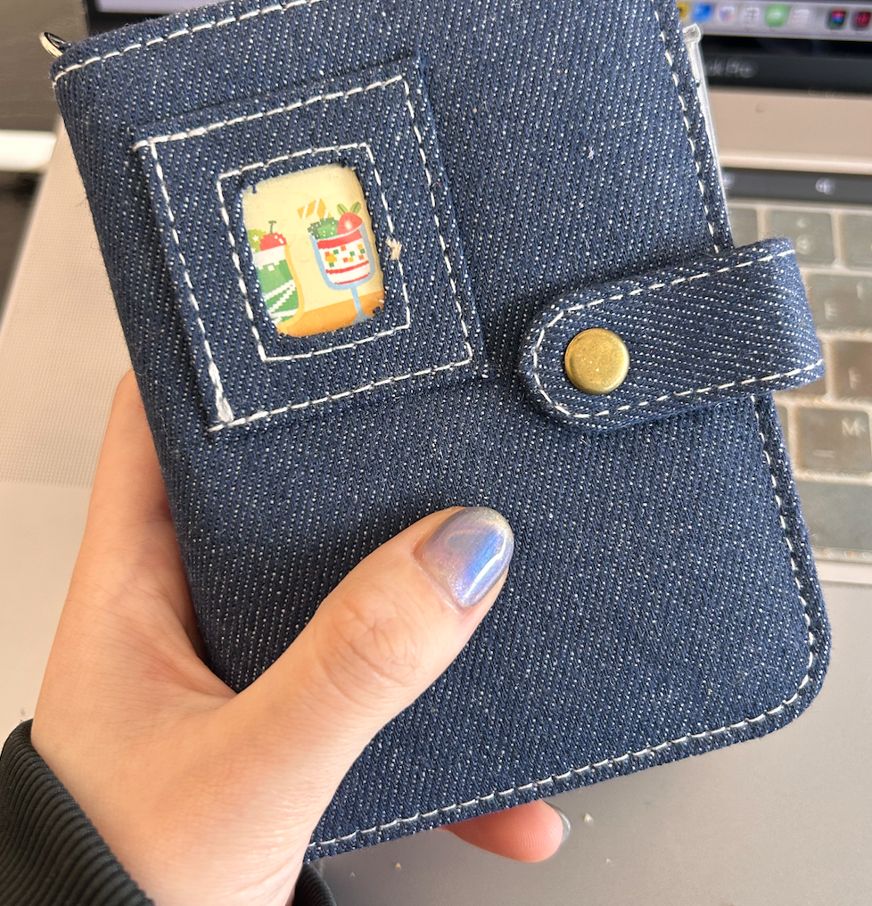 기대 안 했다면서 회사 간다고 다이어리도 사고,,,