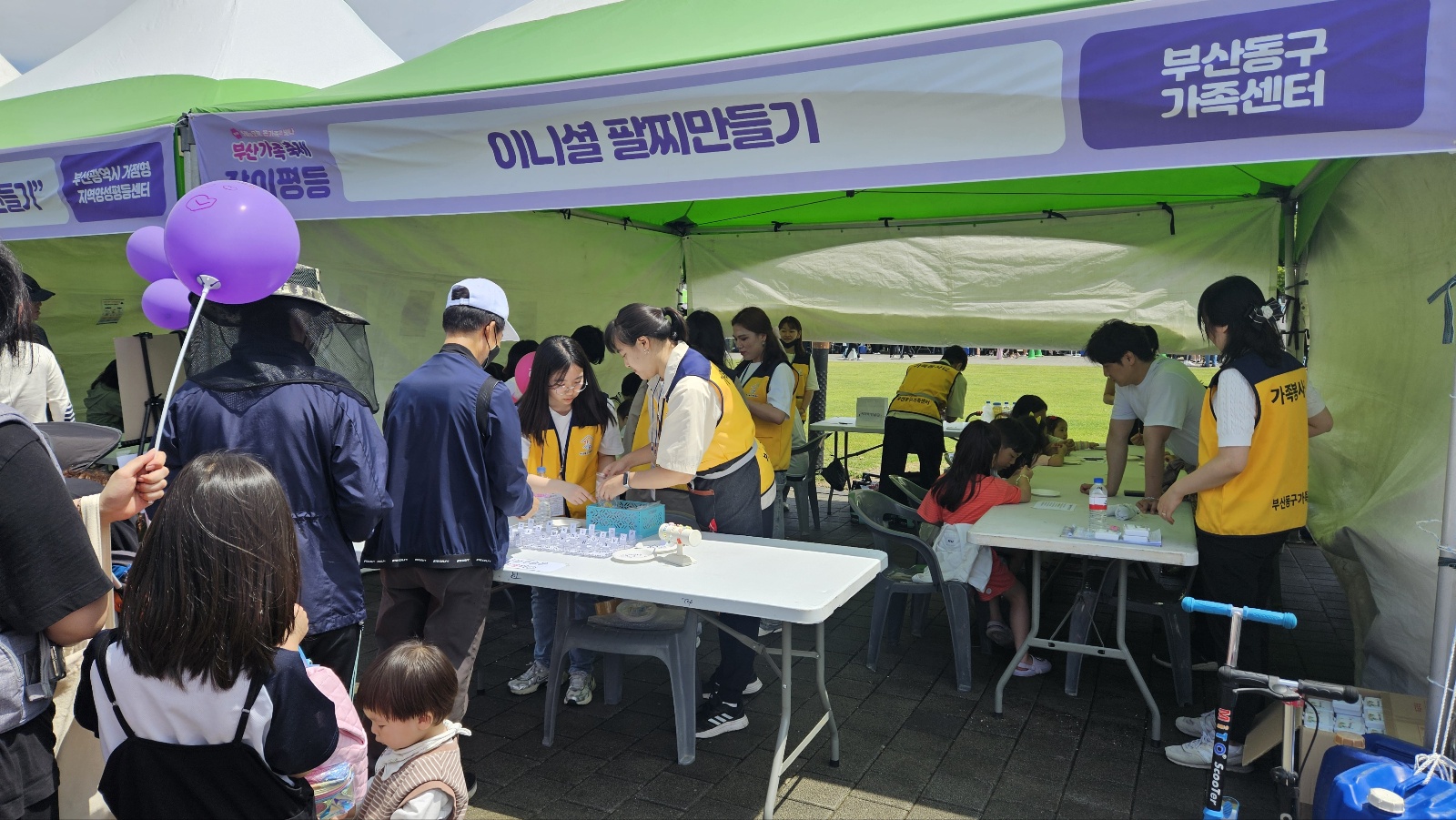 [독점] 5월 대목, 누군가는 월세를 벌고 누군가는 자리만 지킵니다.의 썸네일 이미지