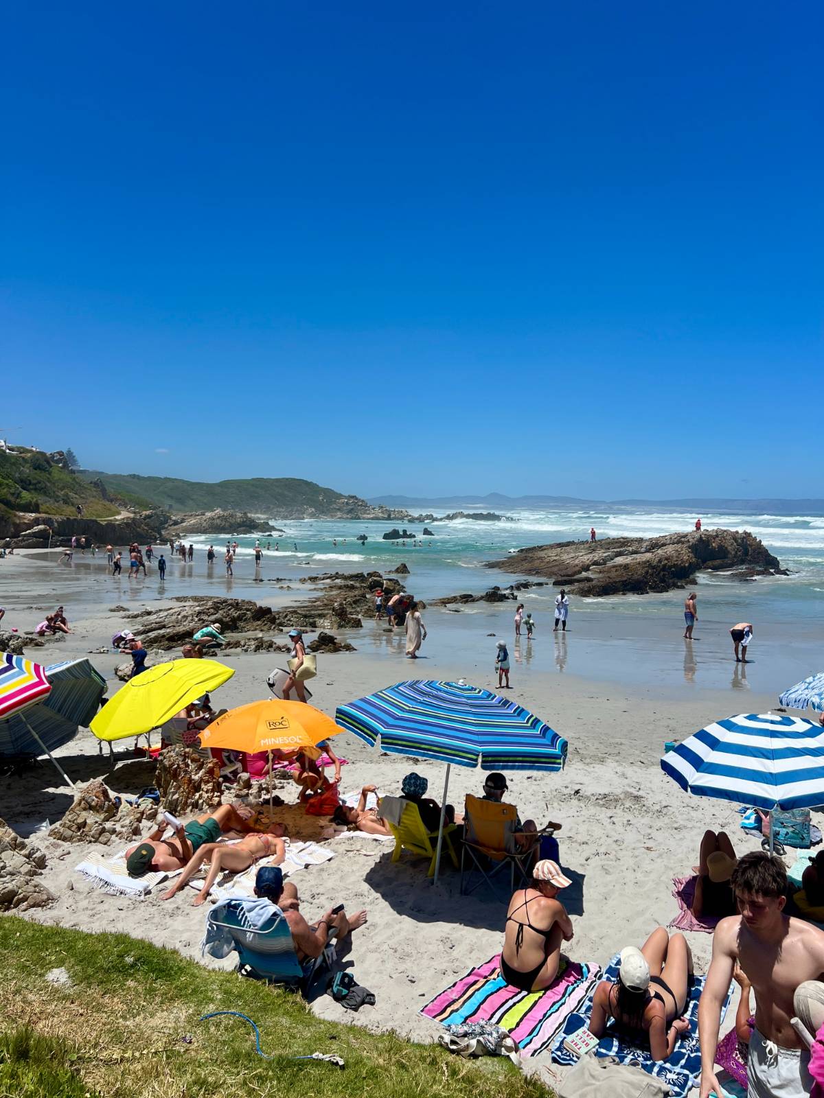 썸머 크리스마스를 즐기는 사람 속에서 To Do List를 계속 떠오르기가 정말 어렵습니다만, 정신을 다잡아 봅니다. 이 곳은 남아공 Hermanus입니다.