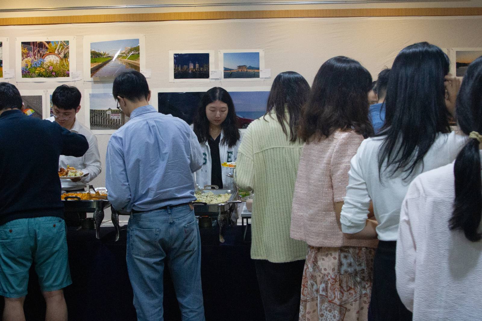 λ§μ°¬μ μ¦κΈ°λ μ°Έμ¬μλ€ λͺ¨μ΅