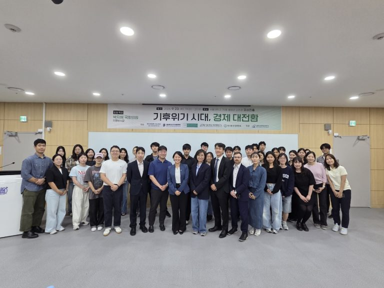 ์ฒจ๋ถ ์ด๋ฏธ์ง