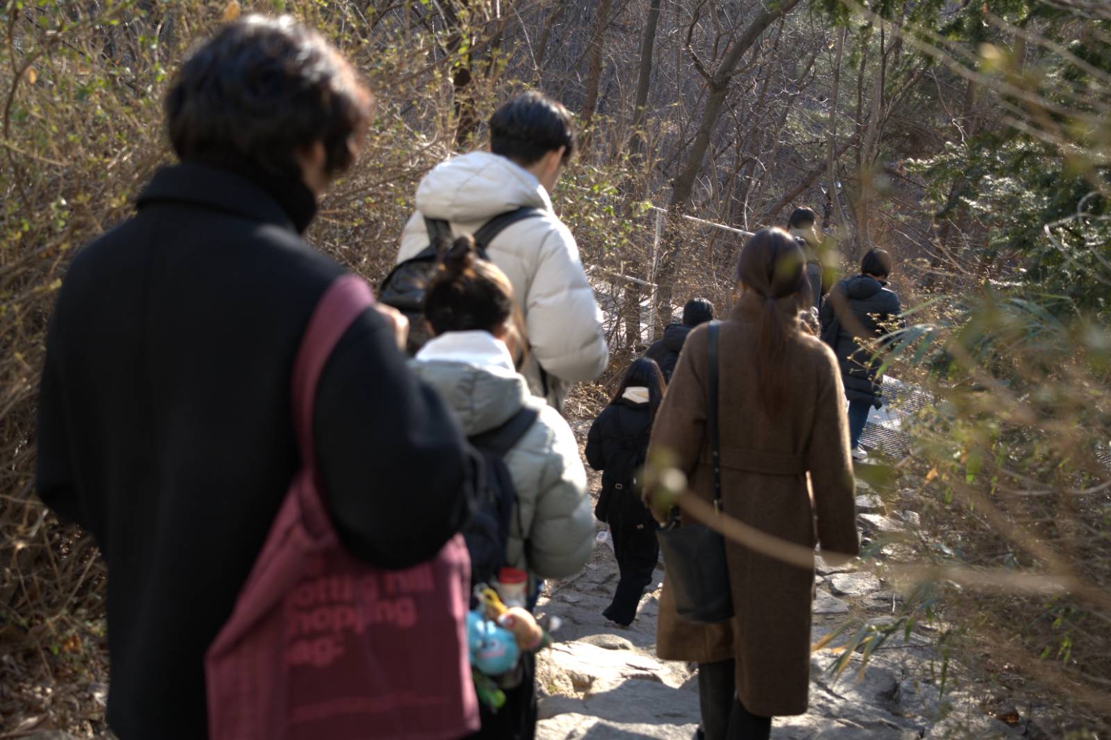 신입생들의 캠퍼스 투어 현장