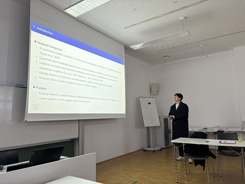 발표 중인 최병선 박사수료