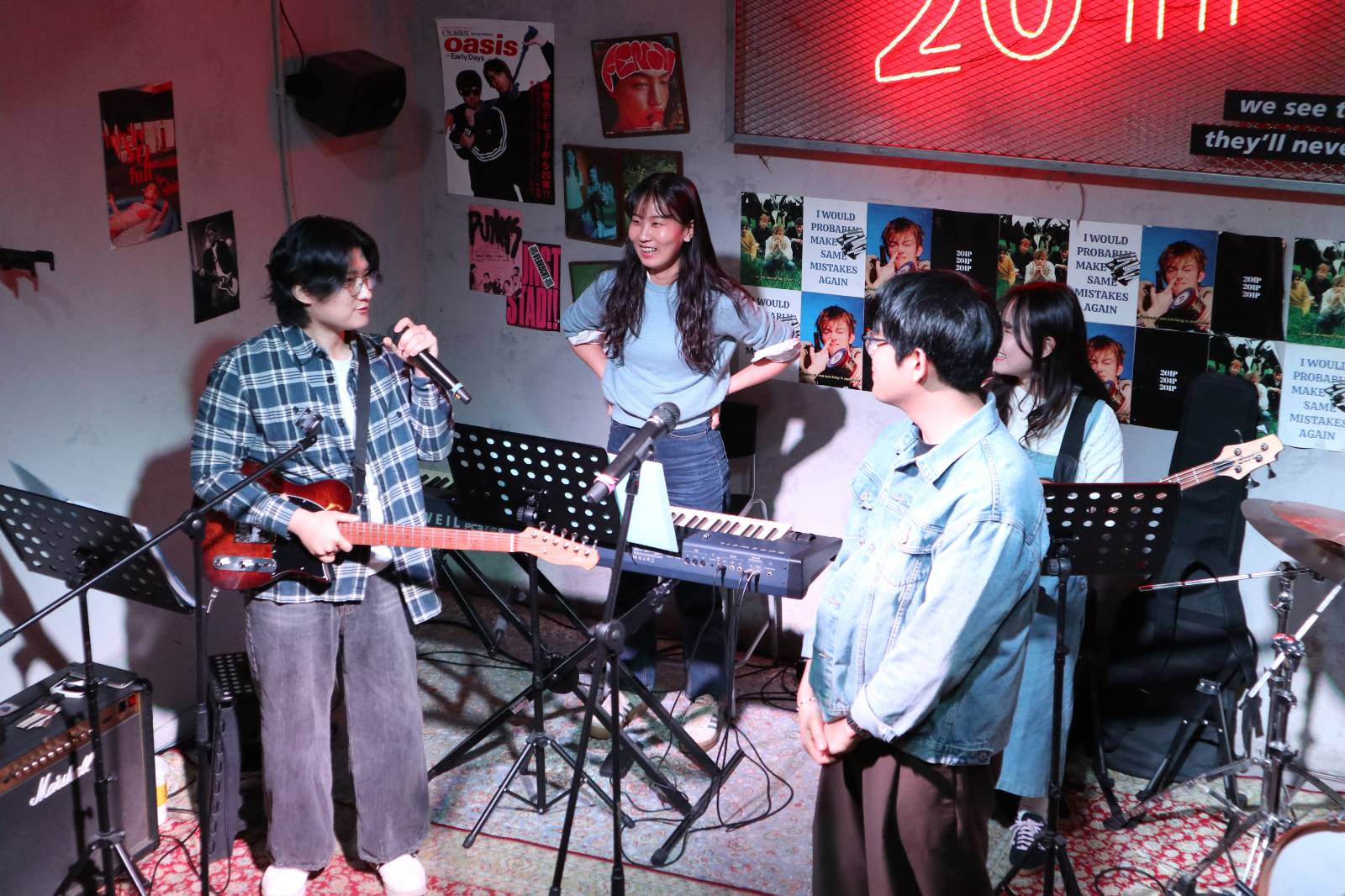 밴드 소개 순서