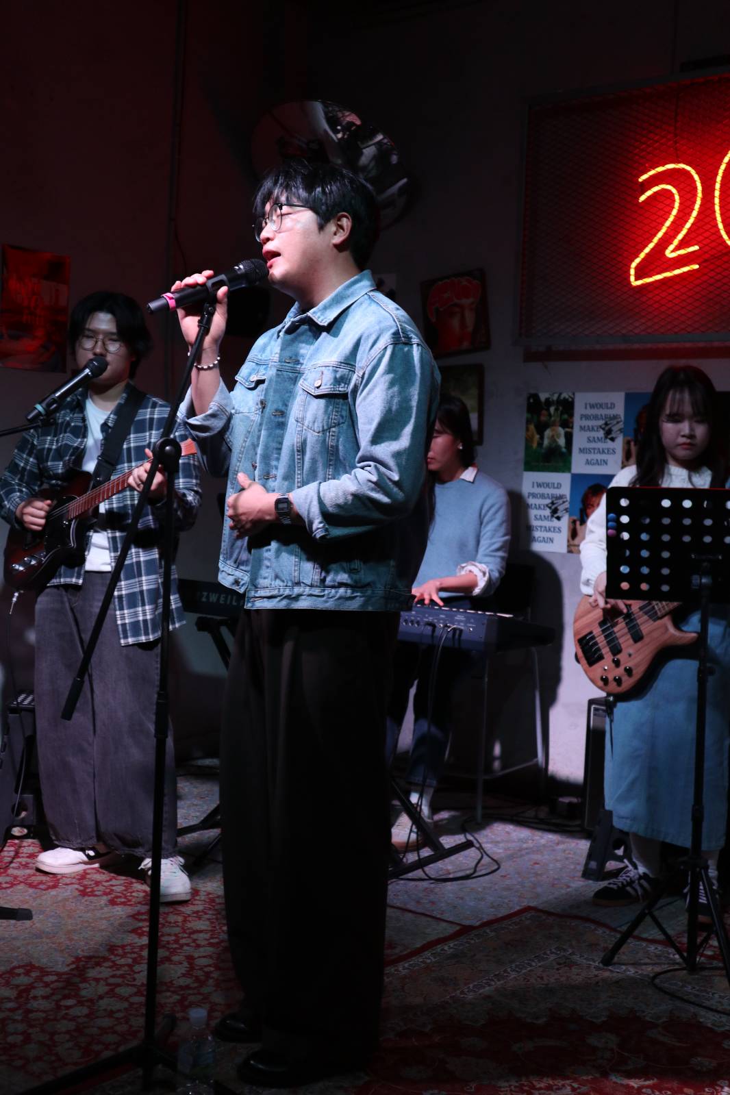 YB의&nbsp;<흰수염고래> 순서