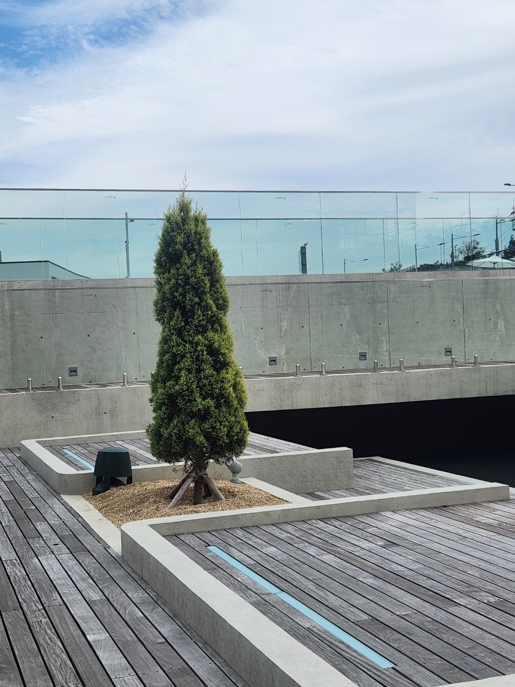 ์ฒจ๋ถ ์ด๋ฏธ์ง