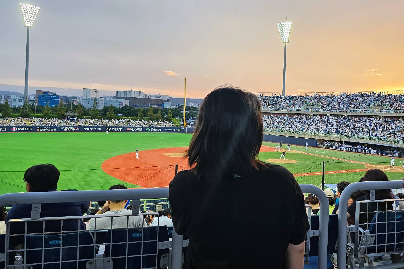 ์ฒจ๋ถ ์ด๋ฏธ์ง