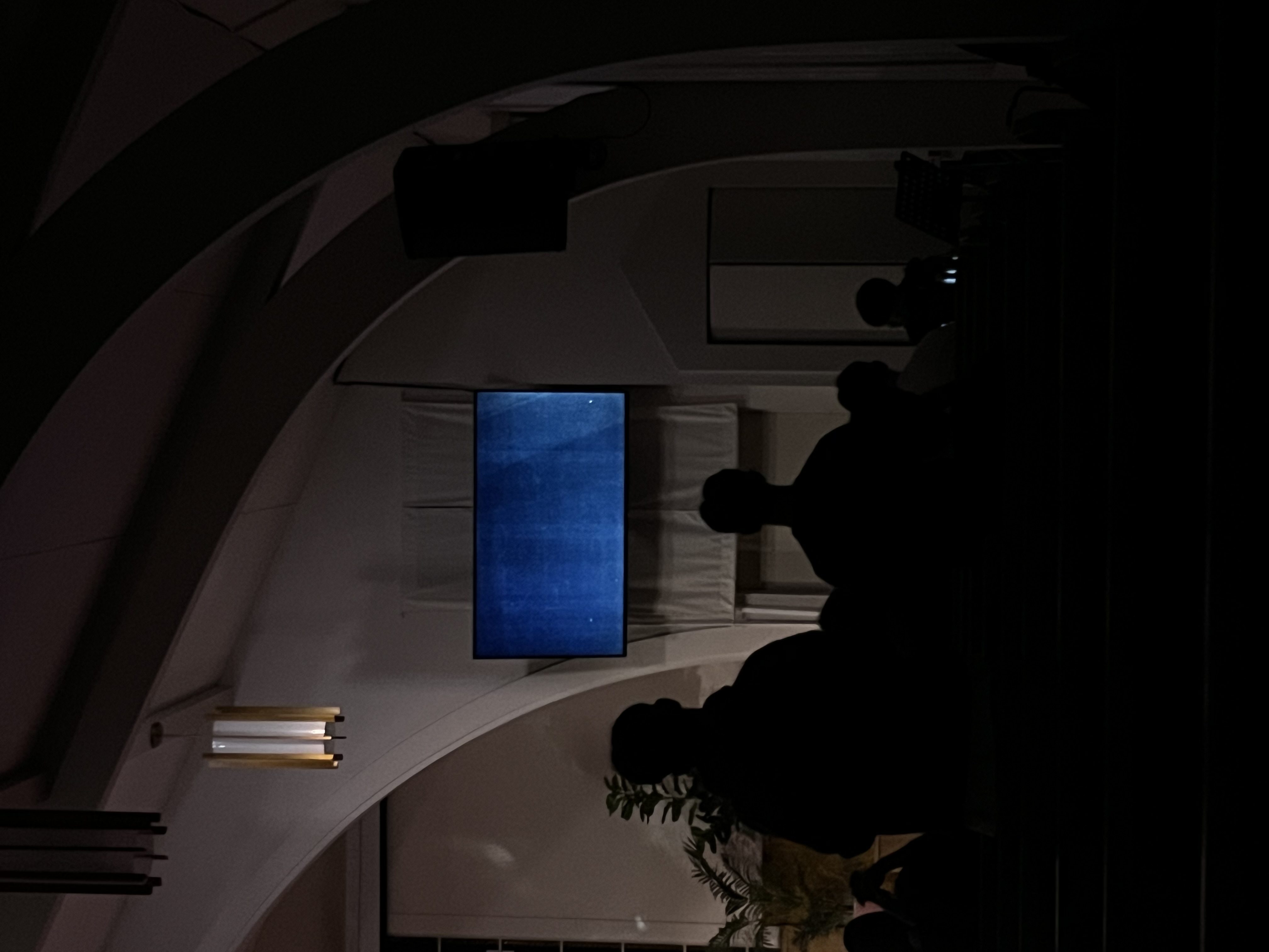 어둔 밤 빛나는 별처럼 여러분을 붙잡는 문장이 있나요? ✨