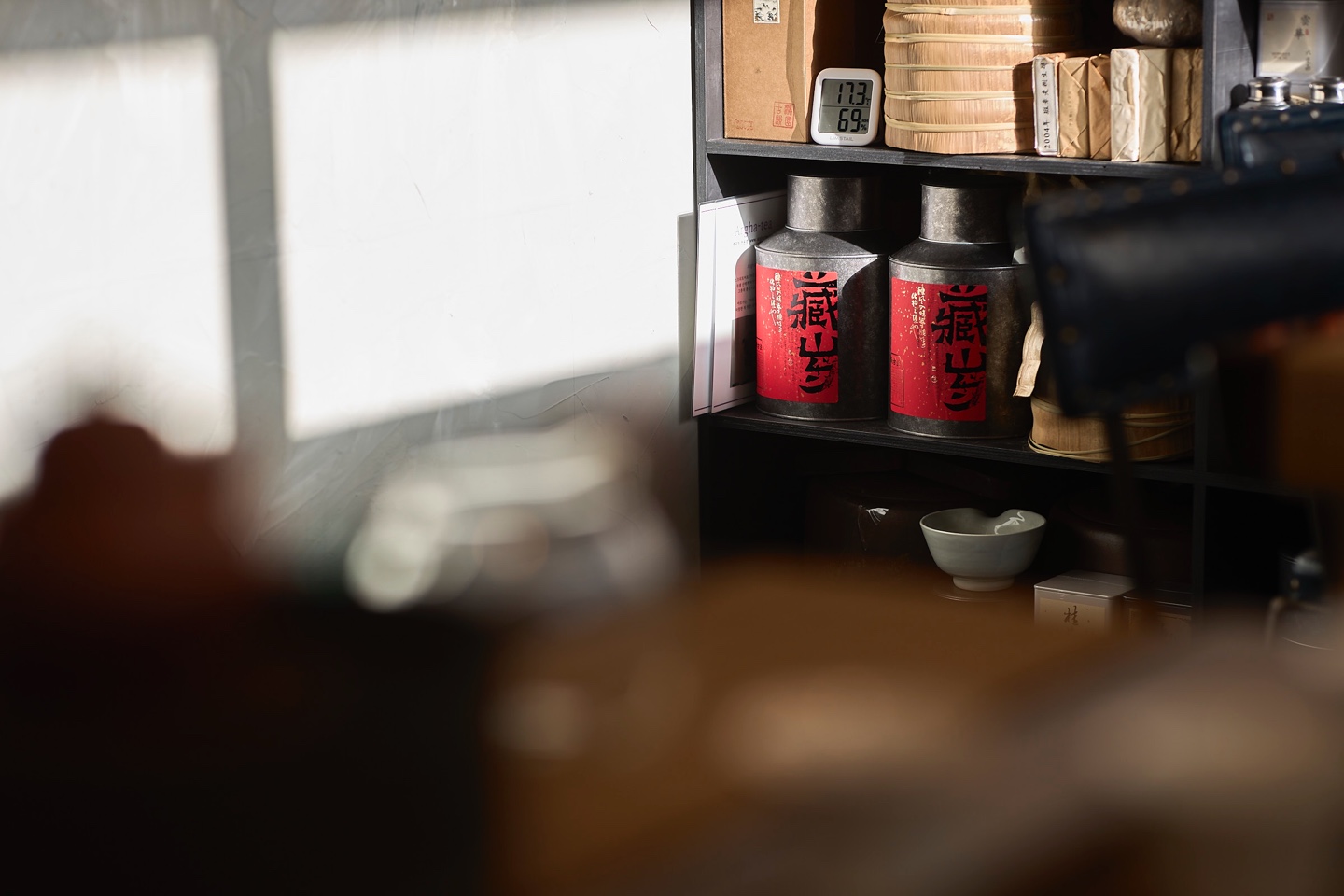 작은 공간이지만 100종이 넘는 다양한 차들이 준비되어 있다.