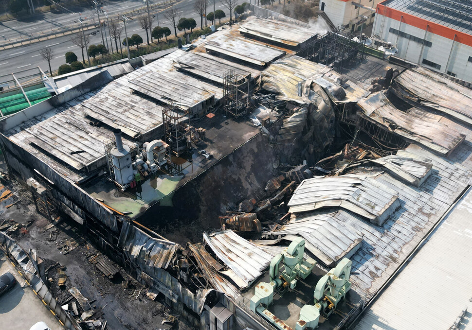 대전 화재 참사·환율 압박·추경 25조… 오늘의 핵심 10가지의 썸네일 이미지