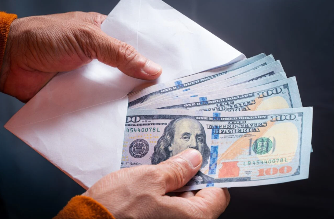 © Boxyray via Shutterstock