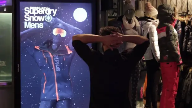 이미지 출처=Superdry