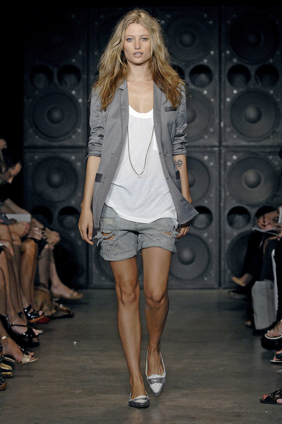 2008 Alexander Wang SS Runway / 출처: Style.com