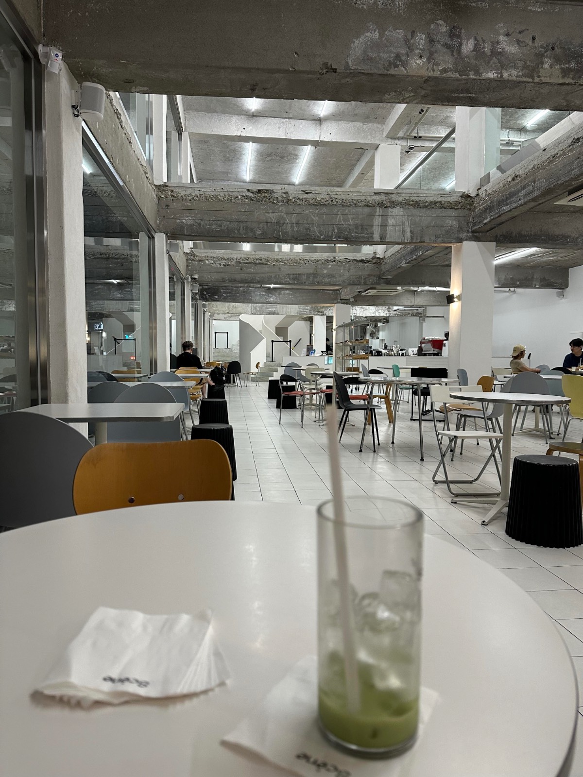 성수동 카페 '쎈느'에서