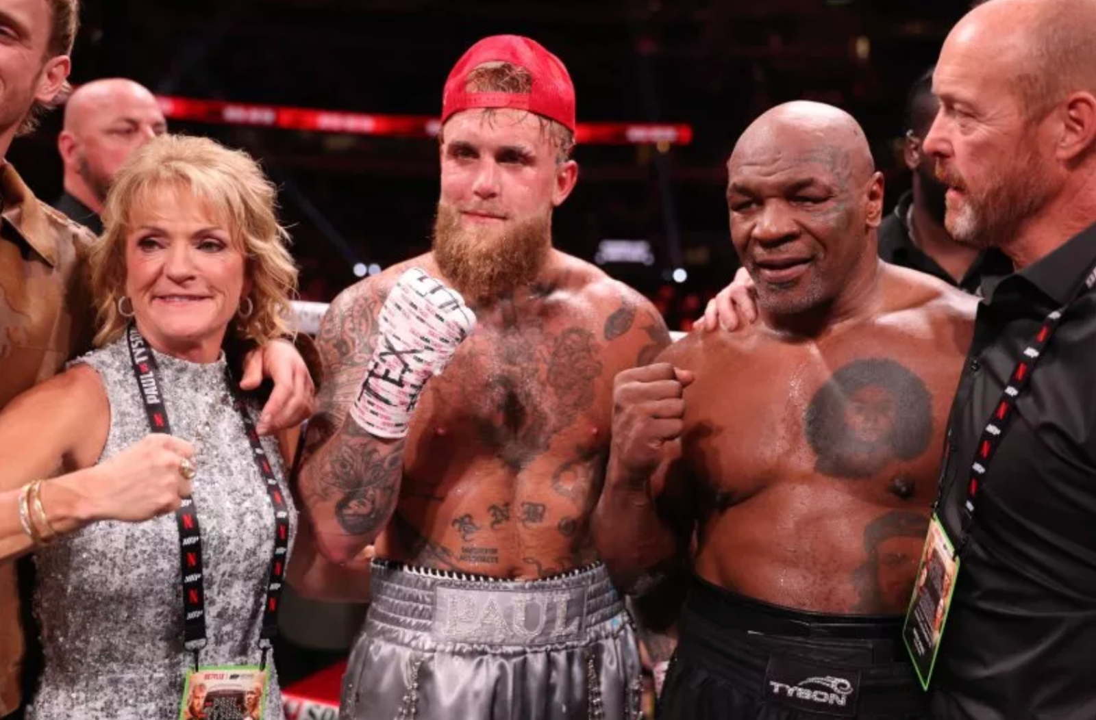 제이크 폴은 타이슨과의 매치로 세계의 관심을 받고 대전료만 약 550억이라는 엄청난 돈을 벌어갔다.